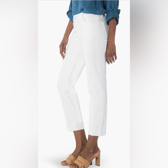 Kut from the Kloth Amy Mid Rise Crop Straight Leg - Picture 2 of 6